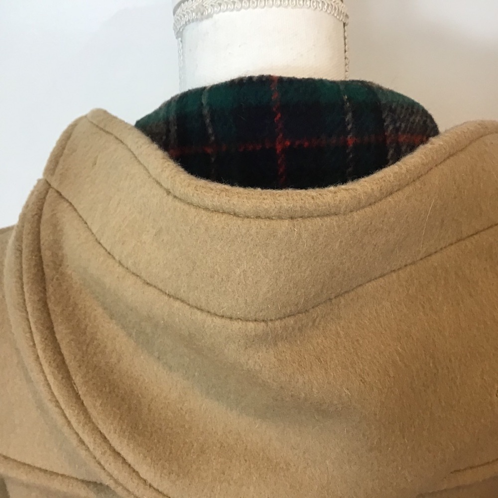 LL BEAN VTG TOGGLE DUFFLE WOOL COAT ENGLAND SZ 14 - Picture 12 of 16